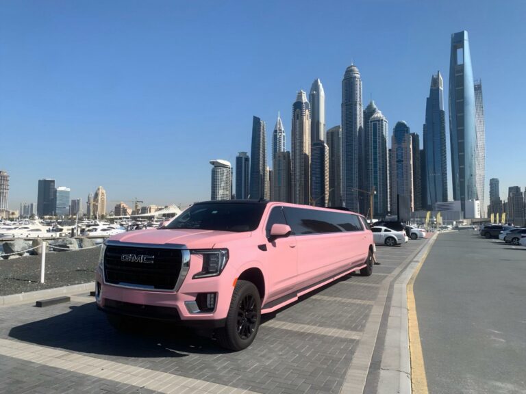 Explore Dubai in Comfort and Style with City Tour Limousine